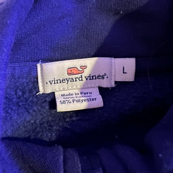 Vineyard Vines Quarter Zip - Picture 4 of 4